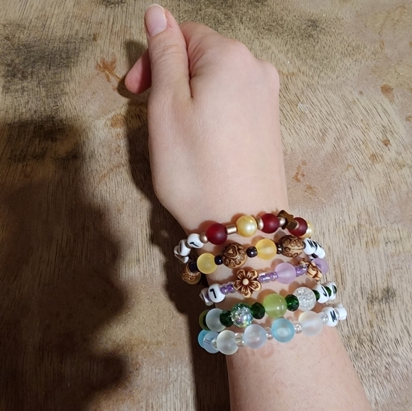 Taylor Swift Midnights Vinyl Inspired  Friendship Bracelets Set Of 5 - Picture 9 of 11